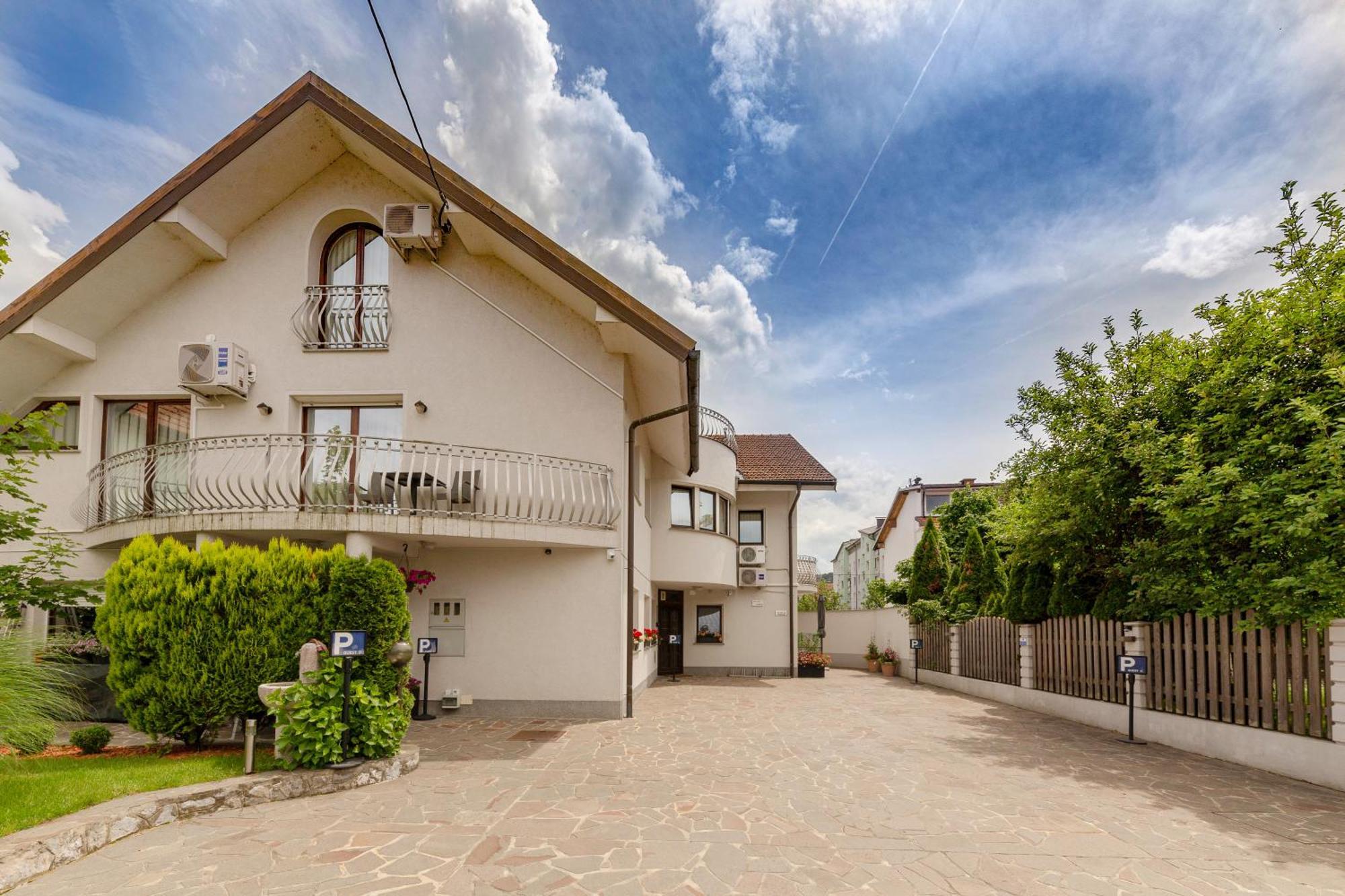 Vila Art Ljubljana Dış mekan fotoğraf